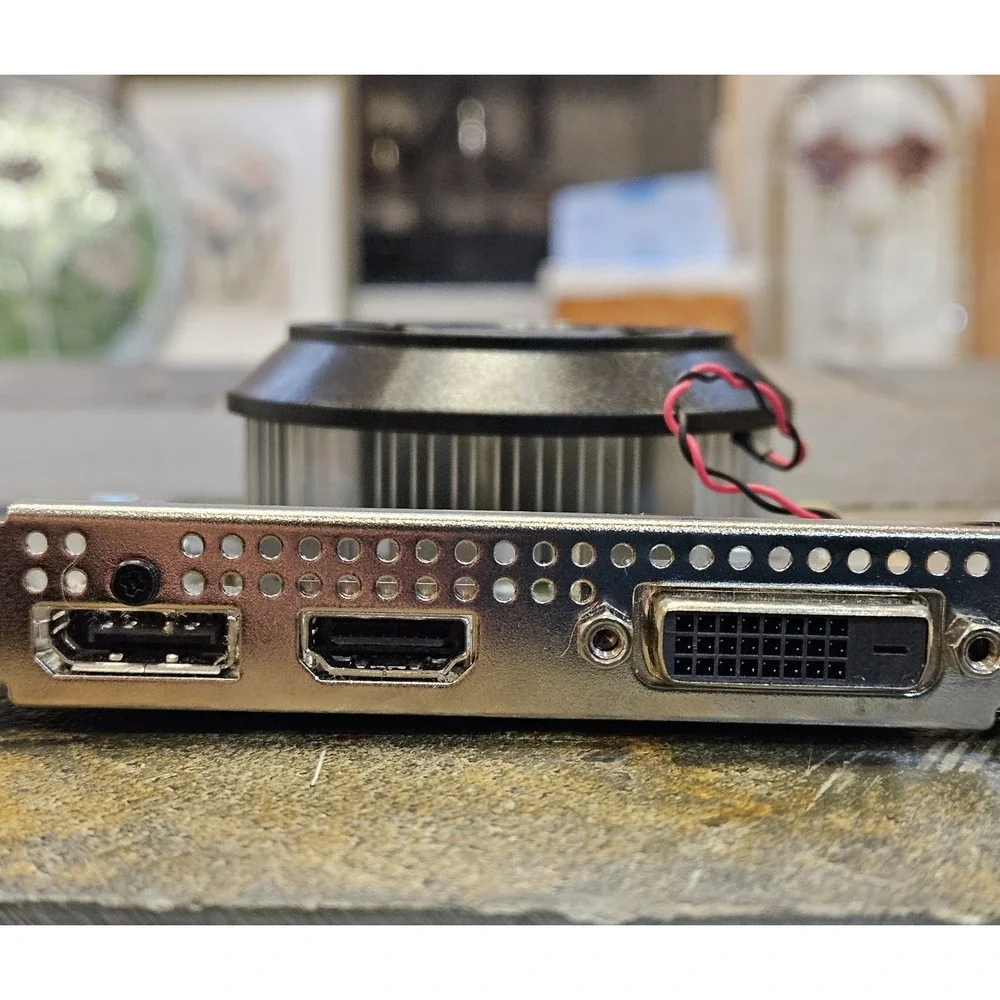 Dell OEM NVIDIA Quadro K620 1GB DDR3 Workstation GPU DVP9W MS‑1351 DP DVI Tested